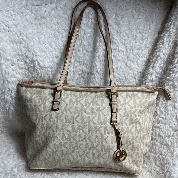 MICHAEL Kors Monogram cream textured gold monogram Tote beige leather straps - Picture 1 of 14